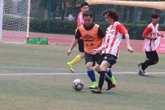 巴萨准备今夏出售京多安 球员本人期望留队