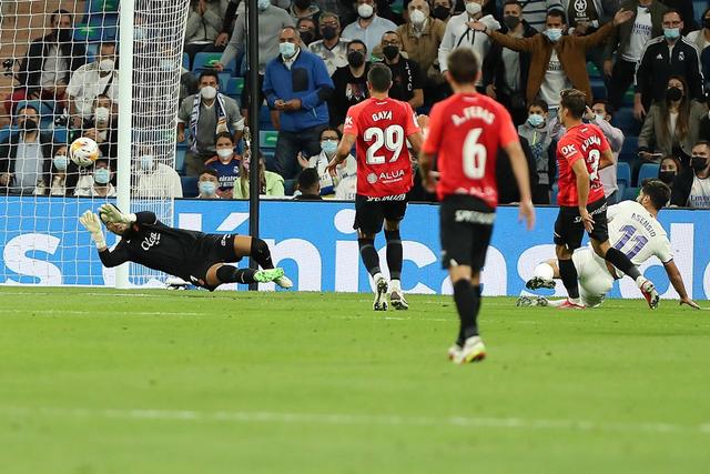 弗格33分张宁空砍24+10 辽宁力克山西三连胜